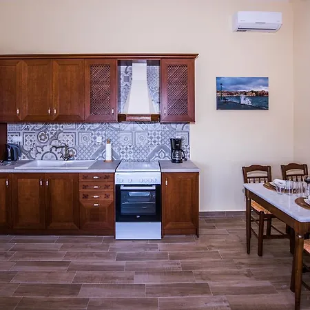 Lardas Luxury