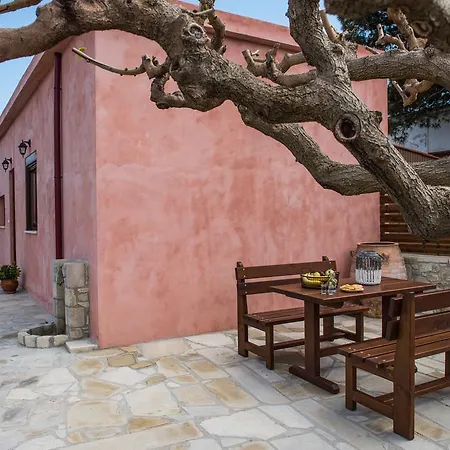 Holiday home Lardas Luxury Kissamos