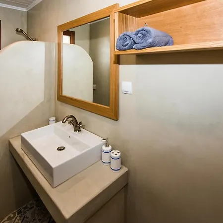 Lardas Luxury Holiday home *